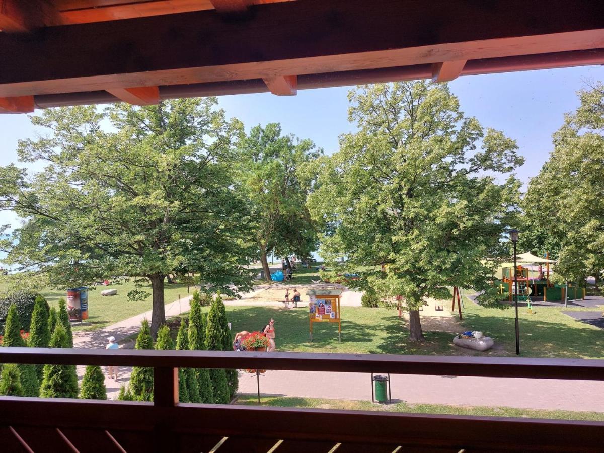 Foeveny Apartmanok Balatonfůzfő Εξωτερικό φωτογραφία