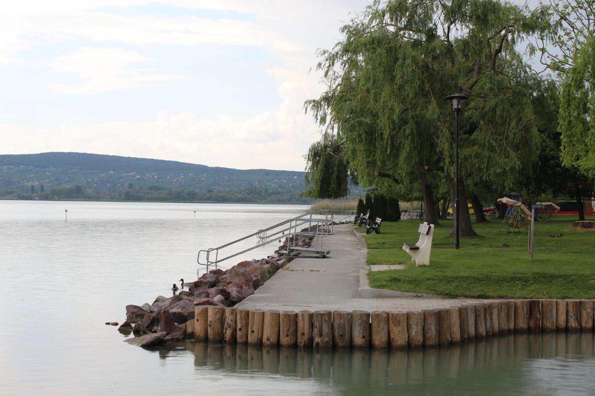 Foeveny Apartmanok Balatonfůzfő Εξωτερικό φωτογραφία
