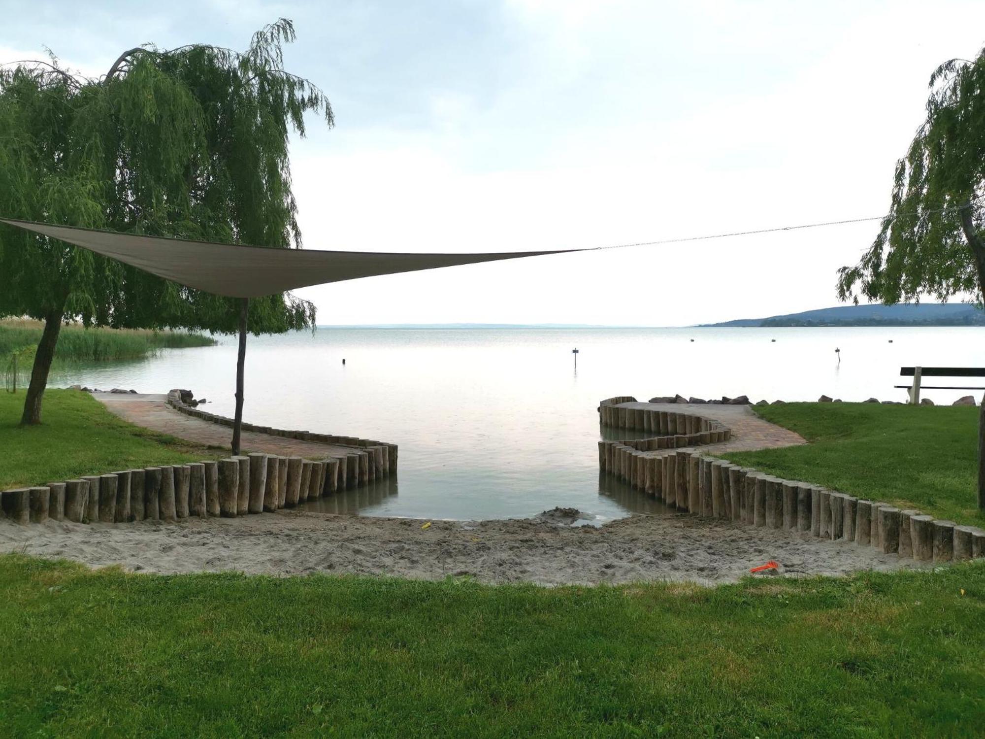 Foeveny Apartmanok Balatonfůzfő Εξωτερικό φωτογραφία